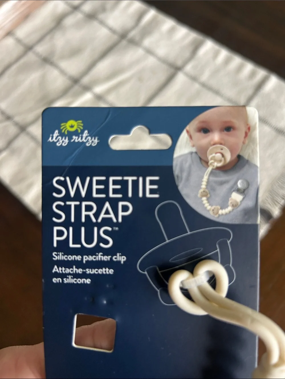 Itzy Ritzy Sweetie Strap Plus Silicone Pacifier Clip - cream white and Beige